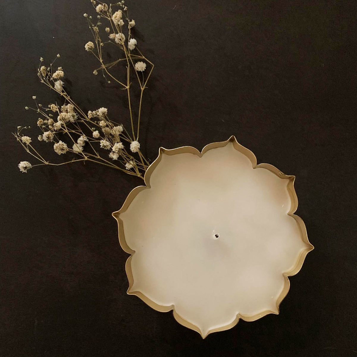 Lotus Urli Candles