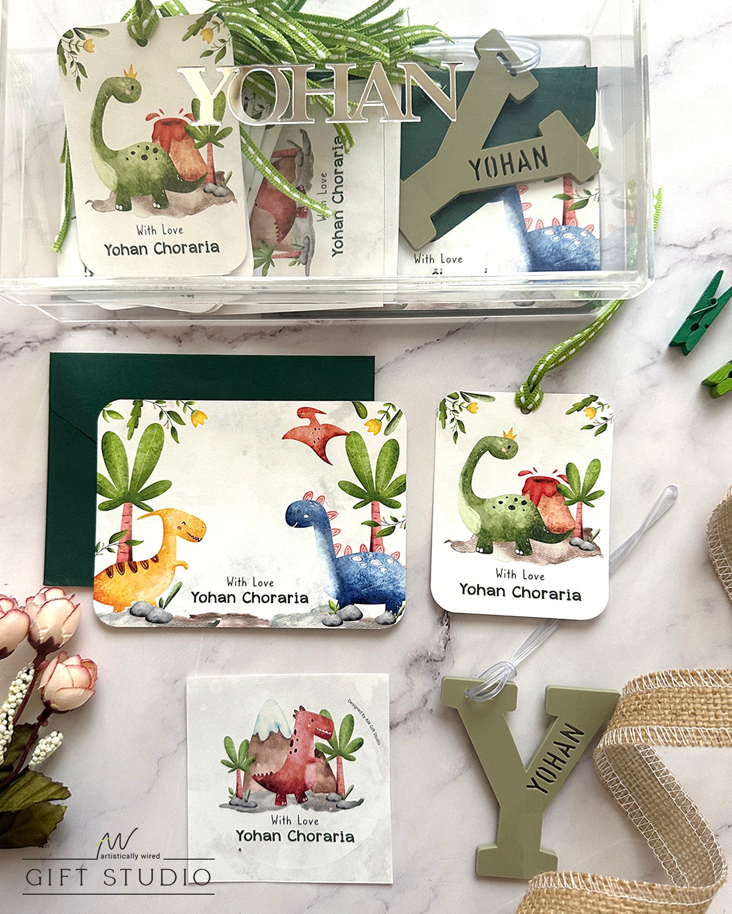 Premium Stationery Gift Set : Mighty Dinos