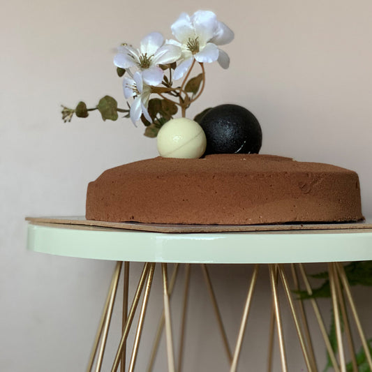 White Diamond Cake Stand