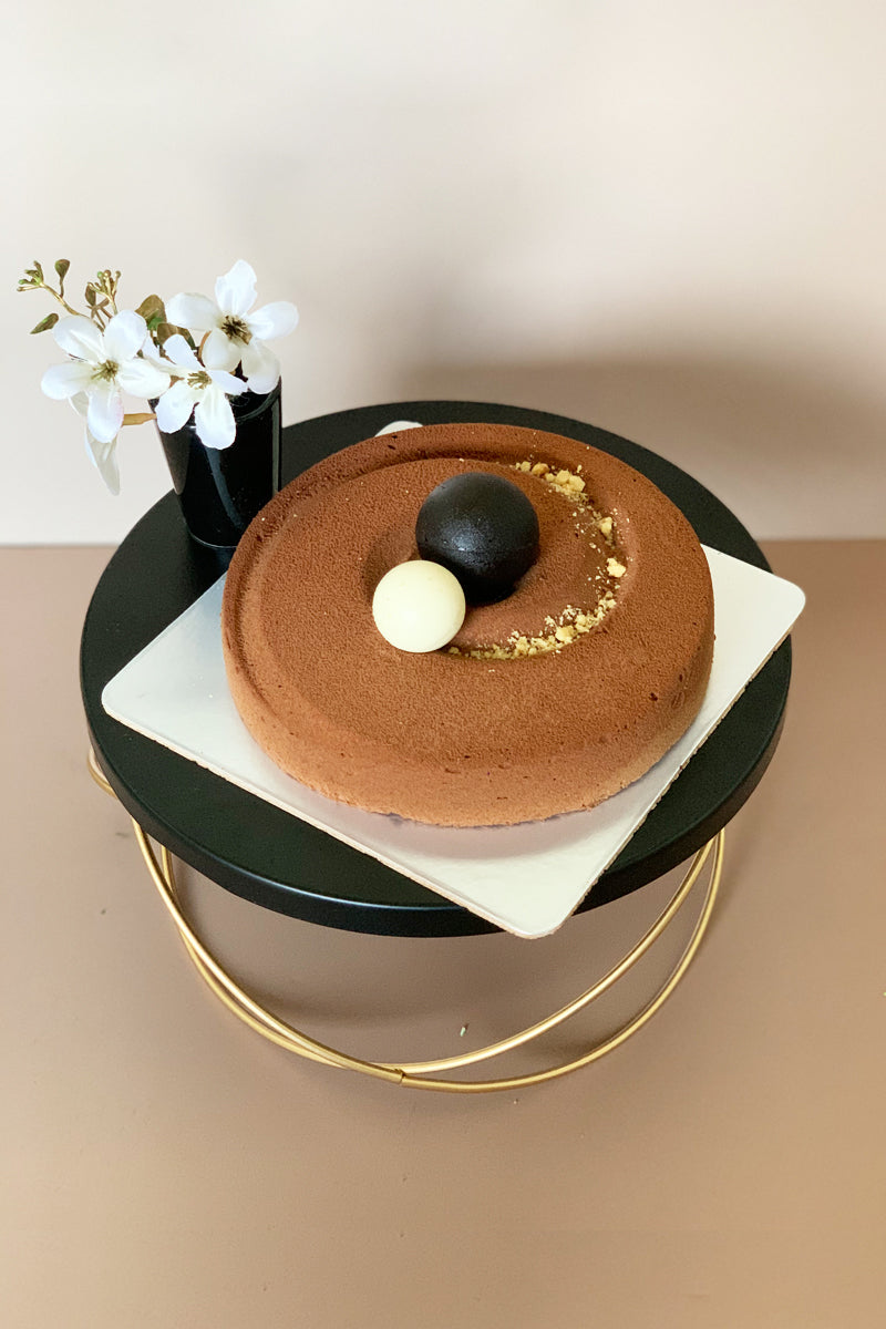 Black Orbit Cake Stand